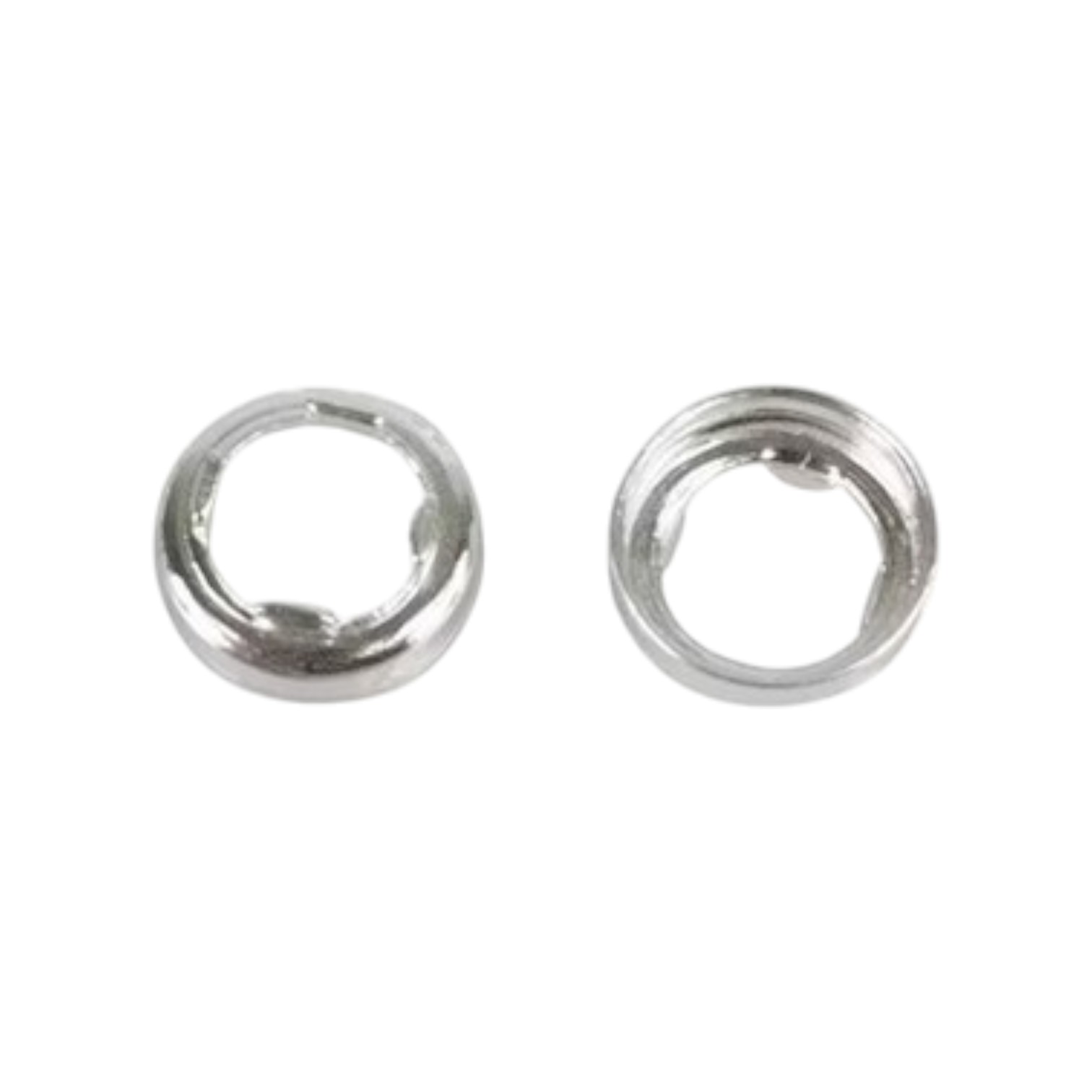 Setting rond met open achterkant. 999 zilver. Voor meebakken met metaalklei.