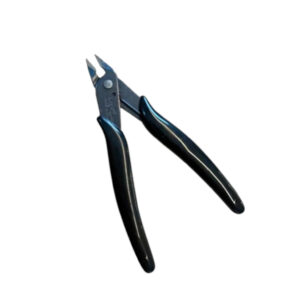 Zijkniptang voor metalen.