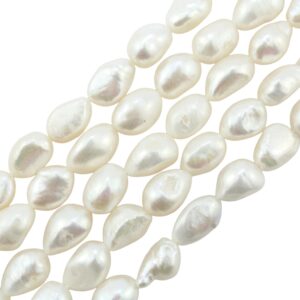 Natuurlijke gecultiveerde barokke parel. Kraal 4-5mm Set van 25 parels