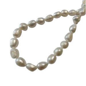 Parel kraal, Barokke Natuurlijke parel 9-10 mm, white-off; per streng